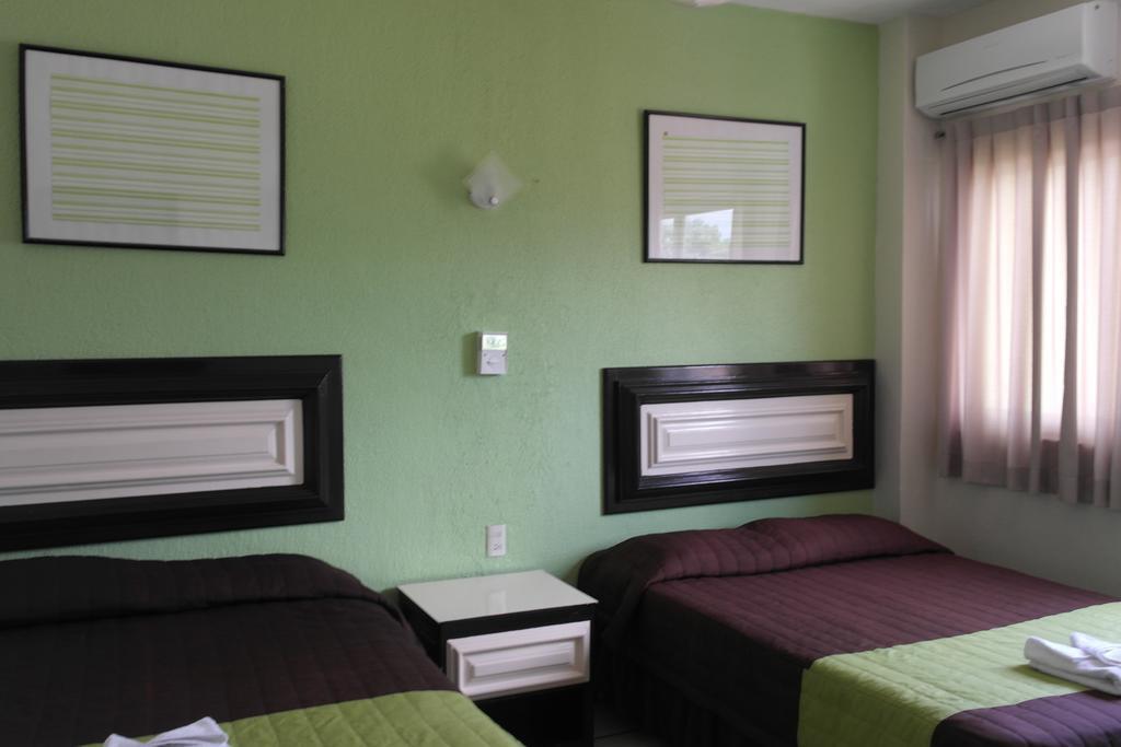 Hotel El Roble Tuxtla Gutierrez Exterior photo
